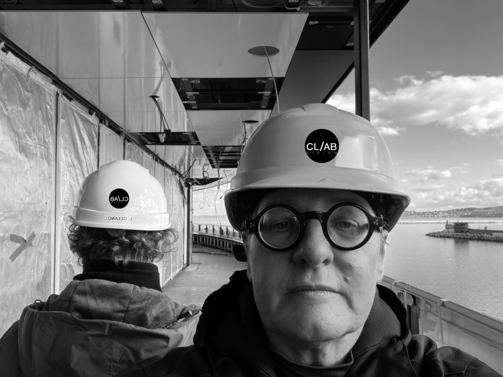 Studio fotografico. Loredana e Anto al lavoro sui cantieri Studio fotografico e social media. Loredana e Anto al lavoro sui cantieri
